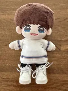 EXO ギョンス ぬいぐるみ＋洋服セット - メルカリ