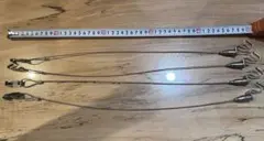 ワイヤーフック 4個セット 0.5m ピクチャーレール 吊り下げ 展示 落下防止のサムネイル