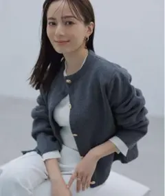 ノーカラーニットジャケット