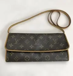 ルイヴィトン モノグラム ショルダーバッグ ポシェットツイン LOUIS VUITTON（ルイ・ヴィトン） ルイ ヴィトン 斜め掛けショルダー