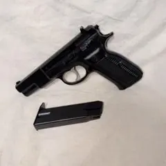 東京マルイ　エアコッキングガン　CZ75　10歳以上対象エアガン