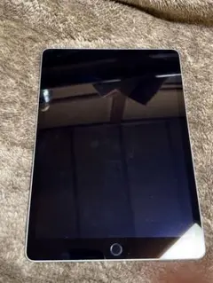 Apple iPad 第９世代　64GB シルバー