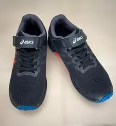 asics キッズ スニーカー 23.5cm