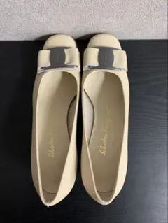 【美品】フェラガモ CARMEN GAZZELLA CALF 5.5 23.5㎝