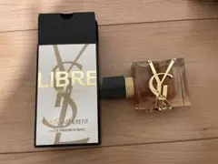 リブレ オーデパルファム　香水　紙袋箱付き