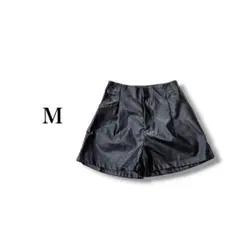 フェイクレザーショートパンツ 【M】 シンプル ハイウエスト 裏地付き