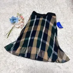 新品未使用　ブルーレーベルクレストブリッジ　プリーツスカート　チェック　グリーン