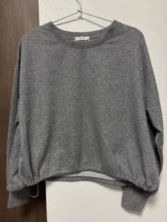 グレー バルーンスリーブ 長袖トップス