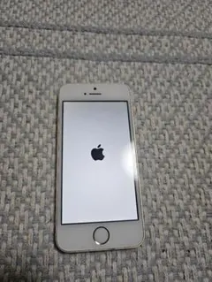 iPhone SE 初代32GBシルバー SIMフリー バッテリー85% 動作品 - メルカリ