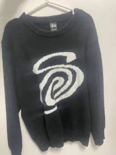 Stussy スワールロゴ ニットセーター M ブラック - メルカリ
