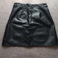 Dazy ブラック フェイクレザーミニスカート
