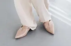 最終価格⭐︎ EVOL ソフトVカット ピンクベージュ22cm フラット パンプス
