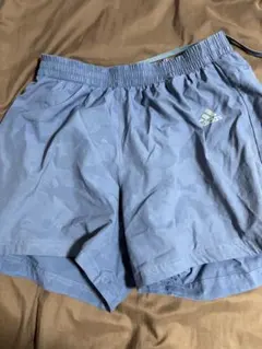 adidas 迷彩柄ショートパンツ ライトブルー