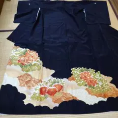 ポリエステル黒留袖 五つ紋 牡丹 菊 華文様 金彩3点おまとめ
