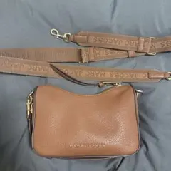 MARC JACOBS ブラウンショルダーバッグ