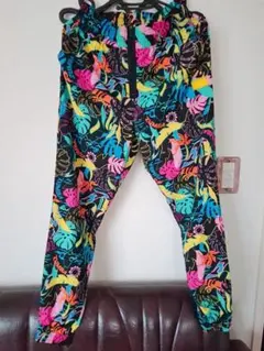 ZUMBA サルエルパンツ トロピカル柄のサムネイル