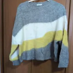 ストライプデザイン 長袖ニットセーター