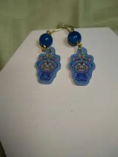 着ぐるみに入っているラブブピアス
