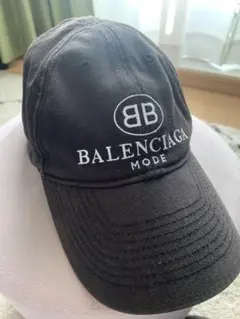BALENCIAGA キャップ 即購入okのサムネイル