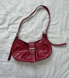 赤 ショルダーバッグ