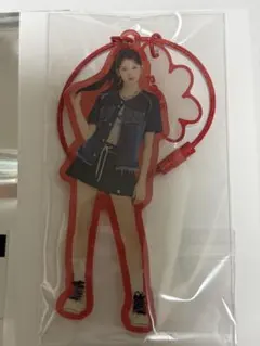 2026年最新】babymonster ローラ フォトチャームの人気アイテム - メルカリ