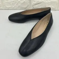 【極美品】REMME レメ vカット フラットパンプス 38 ブラック