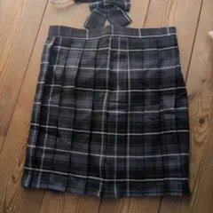 黒とグレーのチェック柄プリーツスカート Mサイズ