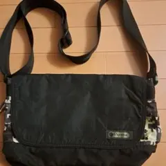 Item thumbnail for item eb32d19a-beaf-40be-8cc3-aad58fd525fc