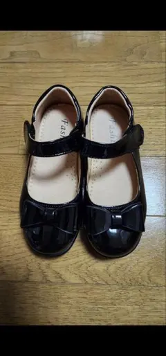 黒いリボン付きフォーマルシューズ 小学校受験、習い事の発表会、卒園式、結婚式