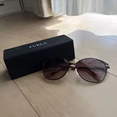 FURLA サングラス ブラック・レッド
