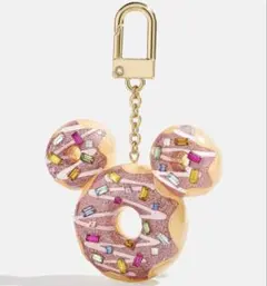 Disney×BAUBLEBAR コラボ　フードバッグチャーム　ミッキー　ピザ Disney×BAUBLEBAR コラボ フードバッグチャーム ミッキー ピザ - メルカリ