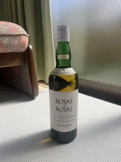 ROYAL スコッチウイスキー 750ml
