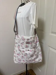 Cath Kidston ショルダーバッグ　布製のサムネイル