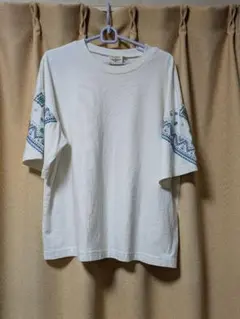 バンダナスリーブ刺繍Tシャツ　ホワイト