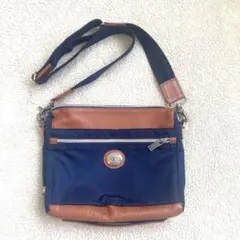 美品　オロビアンコ ナイロン×レザーコンビ　ショルダーバッグ　ネイビー