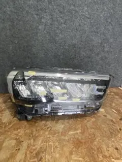 ライズA200A A210A後期純正ヘッドライト右LED ICHIKOH1990のサムネイル