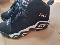 FILA ハイカットスニーカー ブラック
