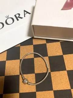 Item thumbnail for item 7570a823-8e6d-470a-8e92-805a490c543b