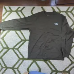 THE NORTH FACE 長袖Tシャツ オリーブグリーン