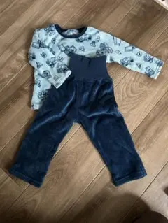 宇宙柄フリースパジャマ