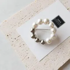 Item thumbnail for item 8fe1a1f4-b7d3-4e28-9102-e2f7eb912d9e