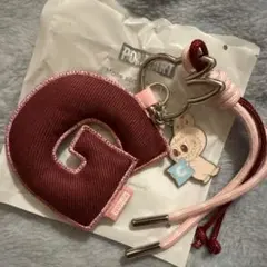 ラブブ labubuアルファベットイニシャルキーホルダー