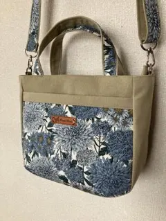 ぷっくり可愛い花柄２WAYショルダートートバック