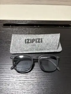 IZIPIZI サングラス ※外箱なしのサムネイル