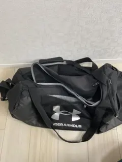 UNDER ARMOUR ダッフルバッグ ボストンバッグ　黒