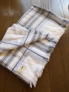 レッセパッセ LAISSE PASSE ストール ショールのサムネイル