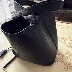キューブバッグ　PMサイズ エトゥープ シルバー金具 キューブバッグ PMサイズ エトゥープ シルバー金具 - メルカリ