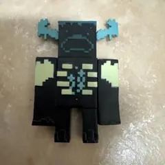 Minecraftキャラクター フィギュア　ウォーデン