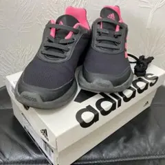 Item thumbnail for item 16f140bf-ac57-4553-b8d9-10fead1d29af