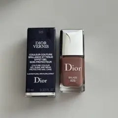 Dior ヴェルニ 625 バラード ネイルカラーのサムネイル
